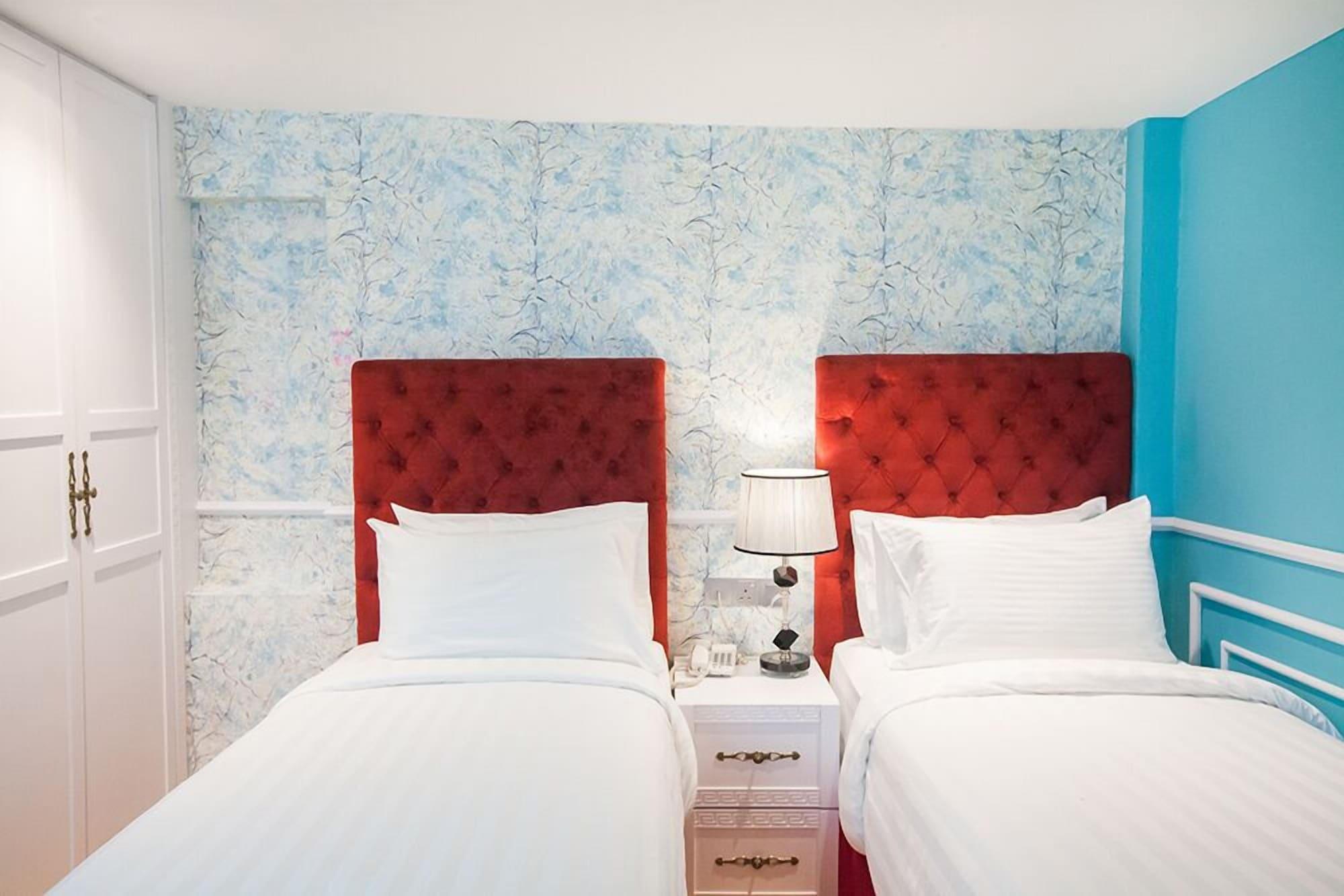 Apple Heritage Hotel