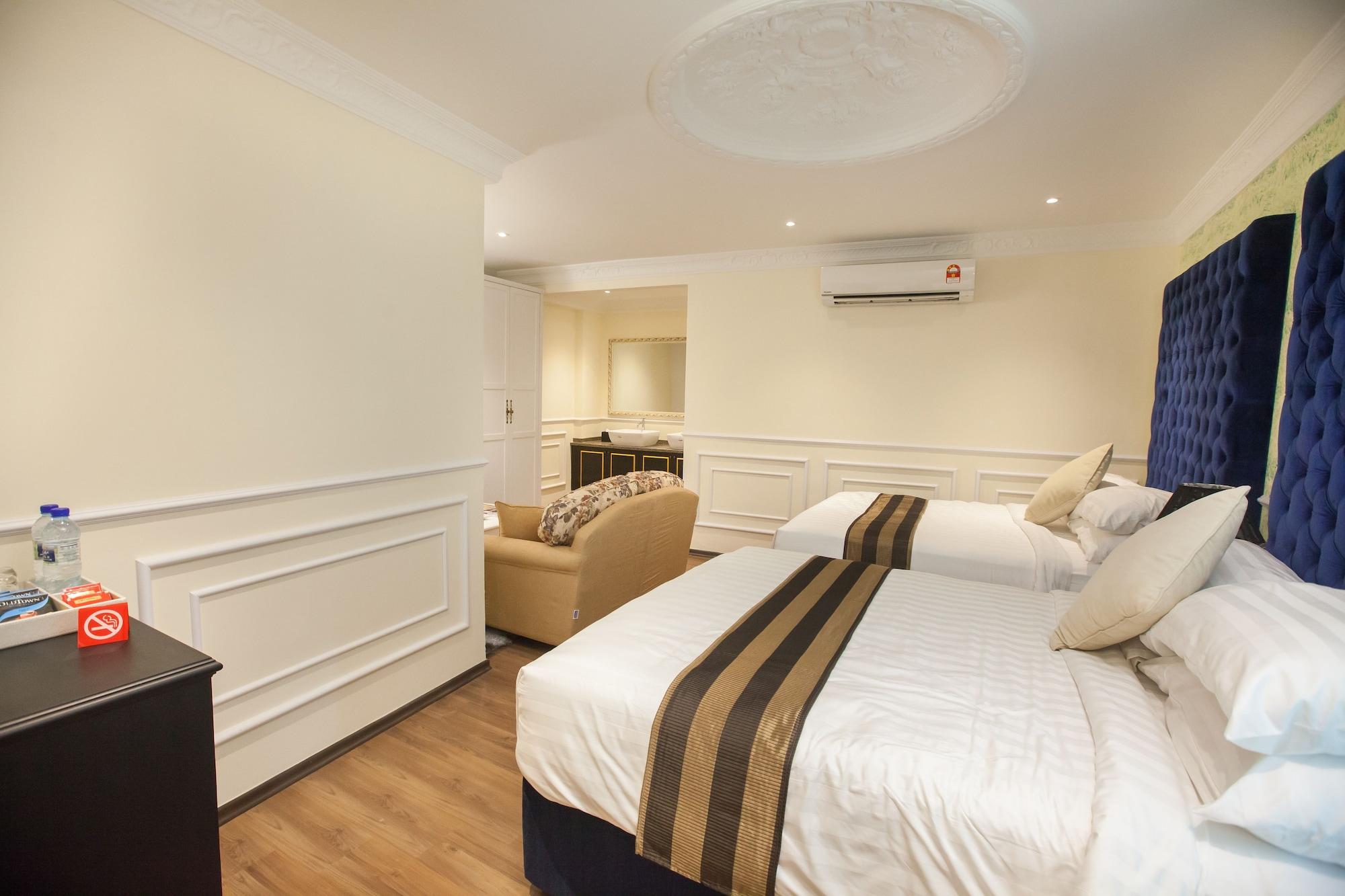 Apple Heritage Hotel
