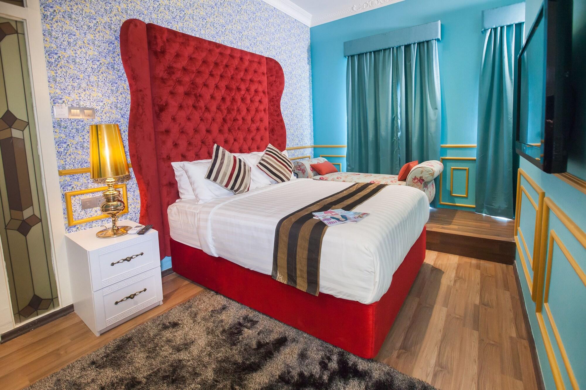 Apple Heritage Hotel