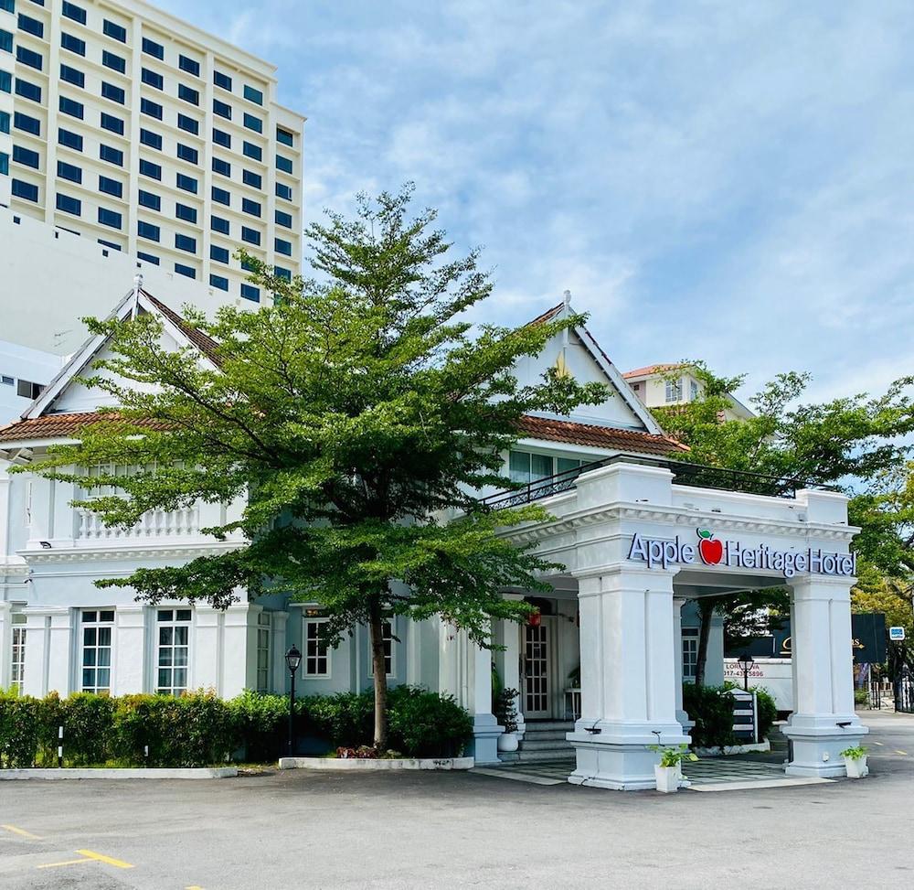 Apple Heritage 4*