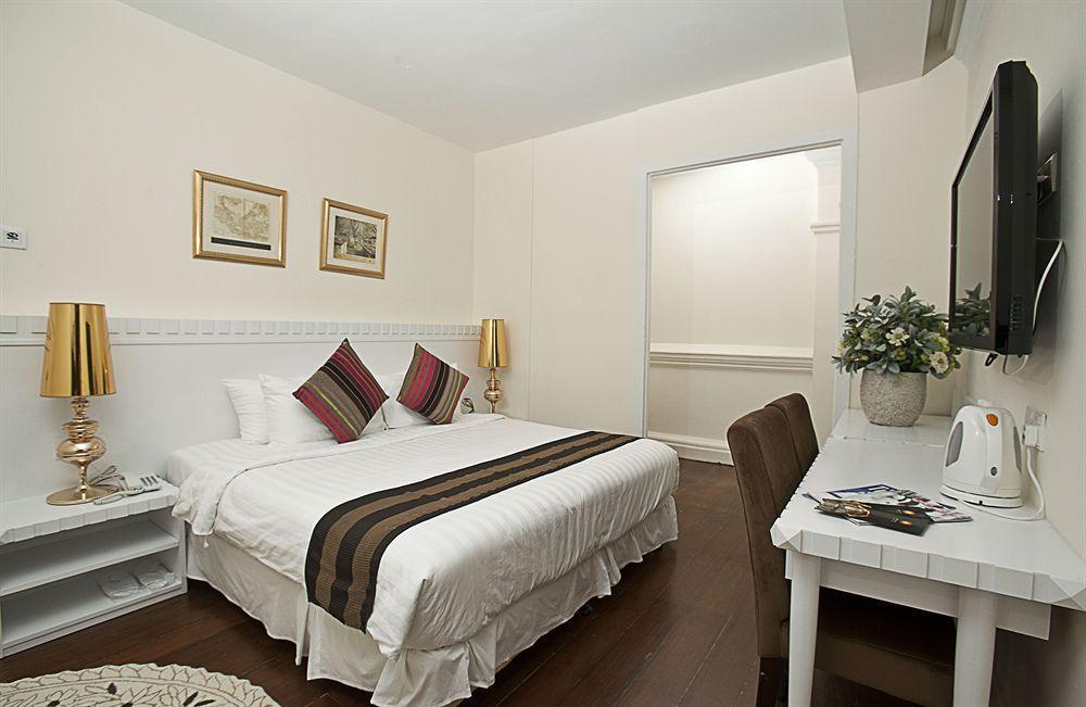 Apple Heritage 4*
