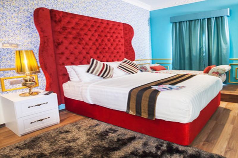 Apple Heritage Hotel 4*